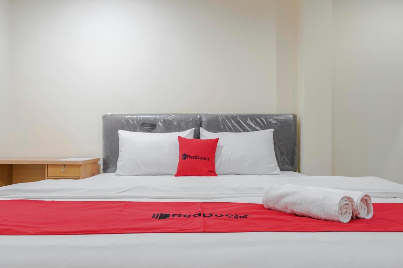 Reddoorz @ Jalan Biak Roxy Jakarta Eksteriør bilde